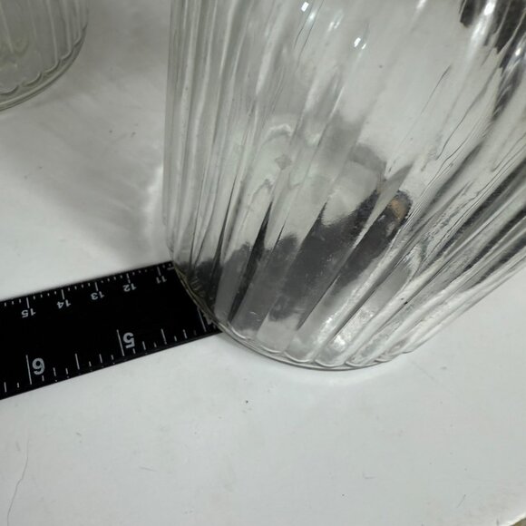 Rustic Red Rooster Glass Jars Set of 2 Ribbed Airtight Lid Farmhouse Kitchen VTG - Picture 10 of 14